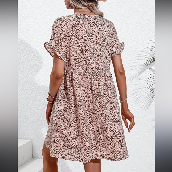 JODIFL Dresses & Skirts - Jodifl Cream Patterned Short Sleeve Dress